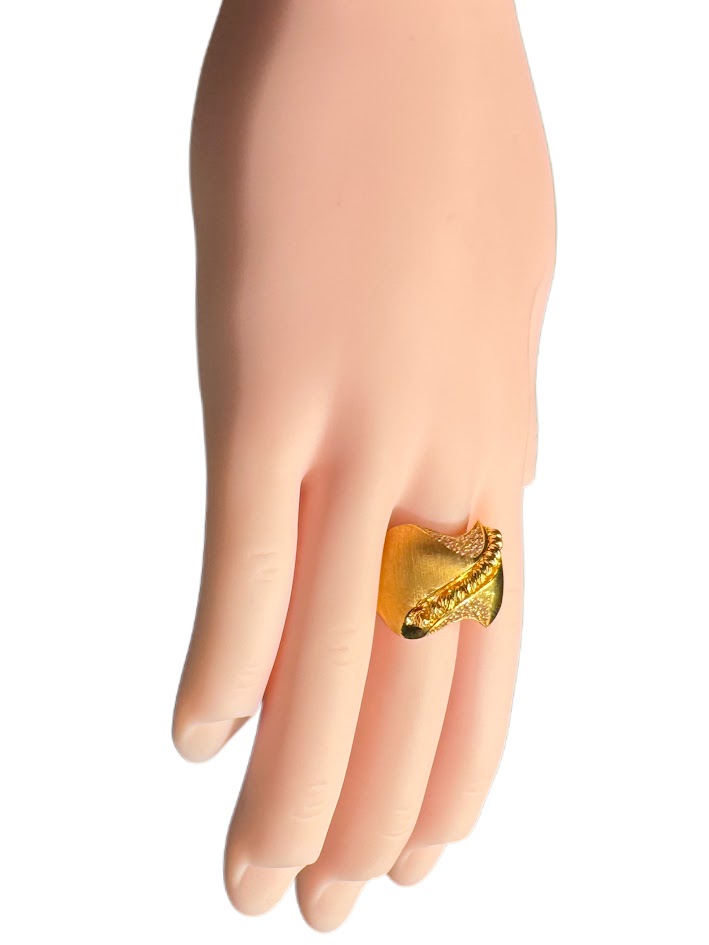 21K Gold Ring 5.13g