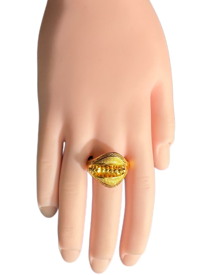 21K Gold Ring 4.92g