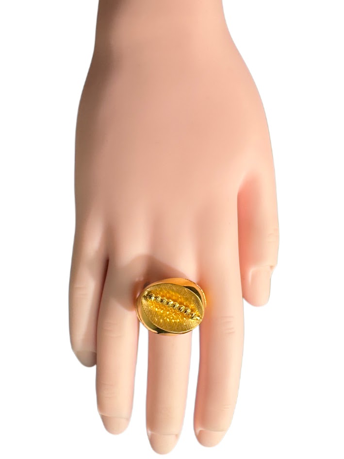 21K Gold Ring 6.5g