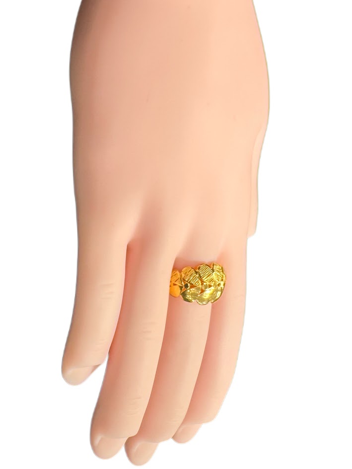 21K Gold Ring 2.8g