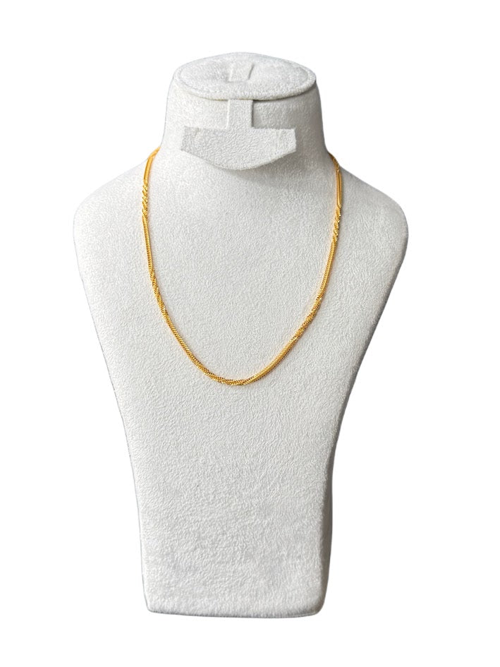 22K Gold Chain 9.8g