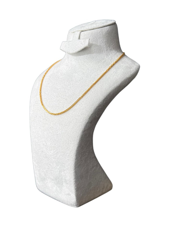 22K Gold Chain 9.22g