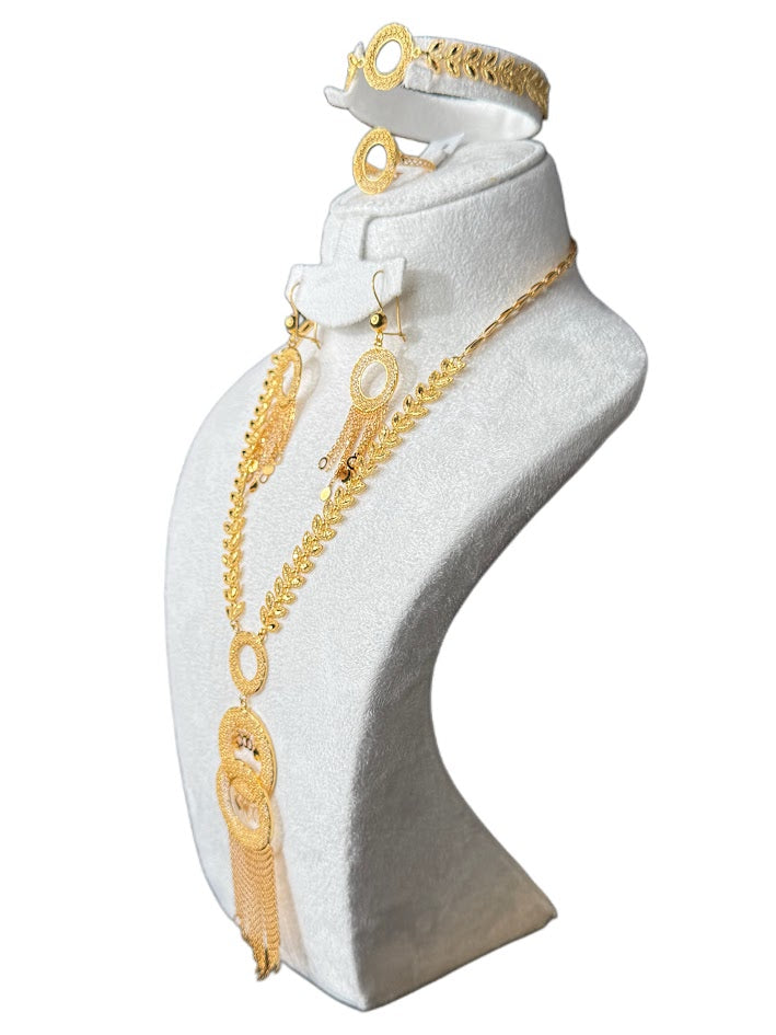 21K Gold Necklace & Ring & Earrings 41.15g