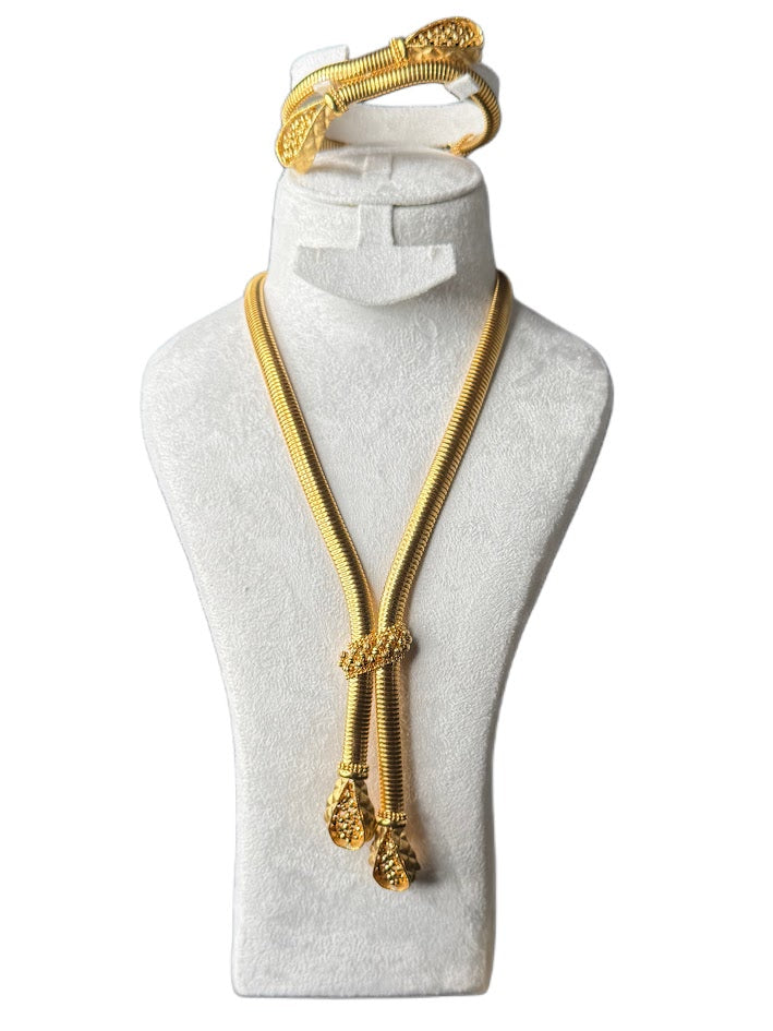 21K Gold Necklace & Ring & Earrings, Bracelet  94.39g