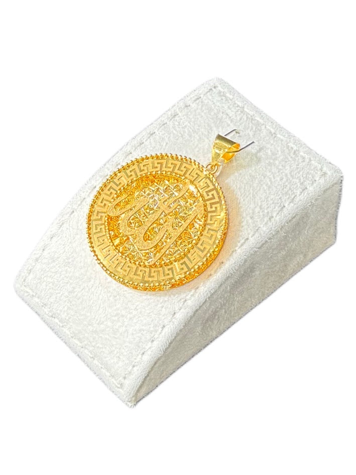 22K Gold Pendant 7.98g