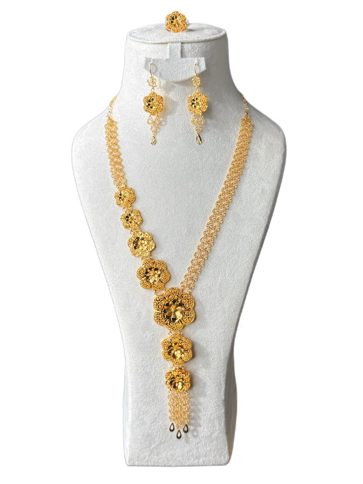22K Gold Necklace & Ring & Earrings 61.64g