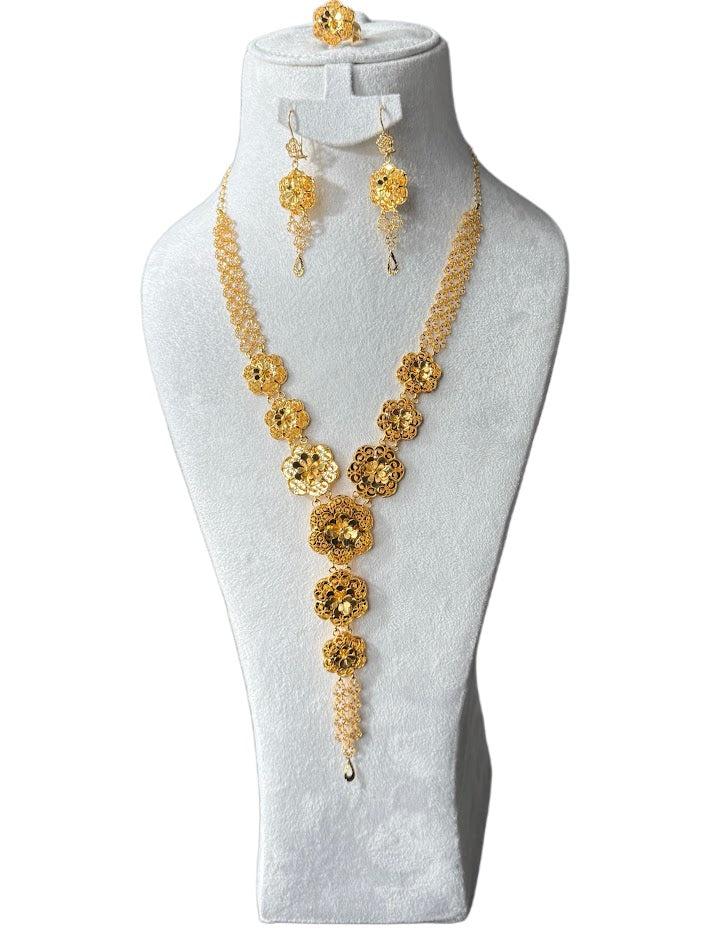 22K Gold Necklace & Ring & Earrings 52.41g