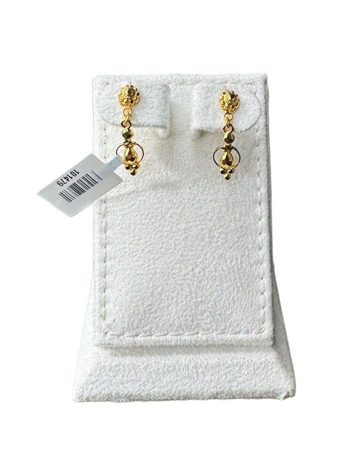 22K Gold Earrings 1.75g