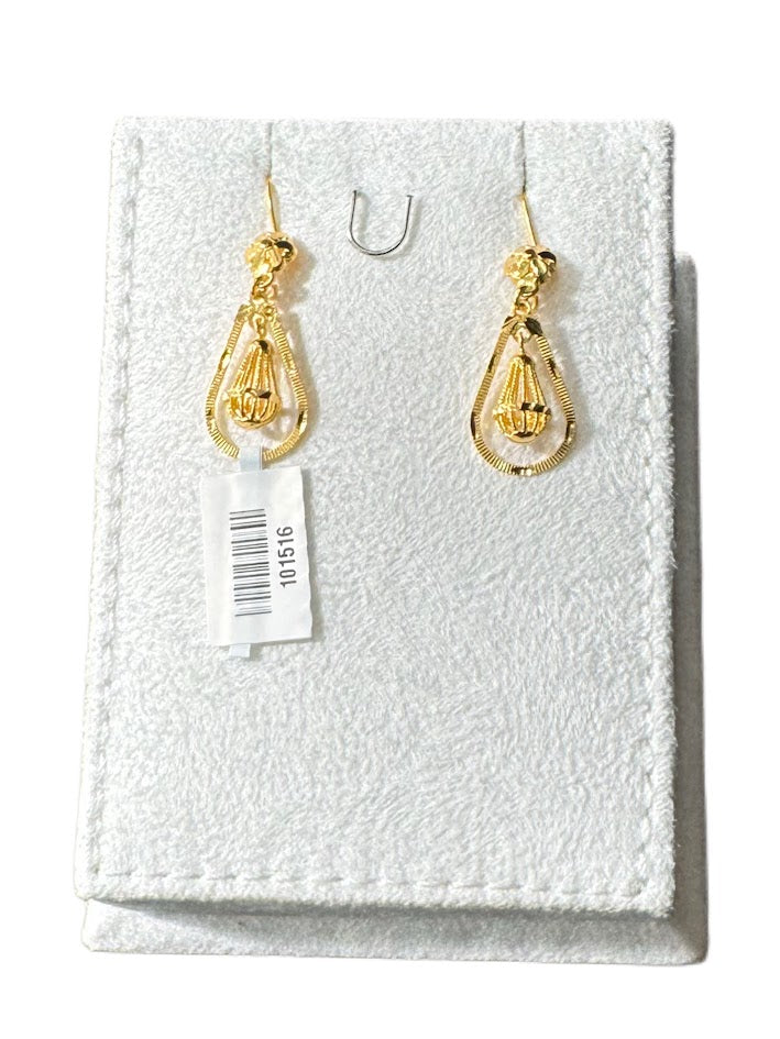 22K Gold Earrings 4.09g