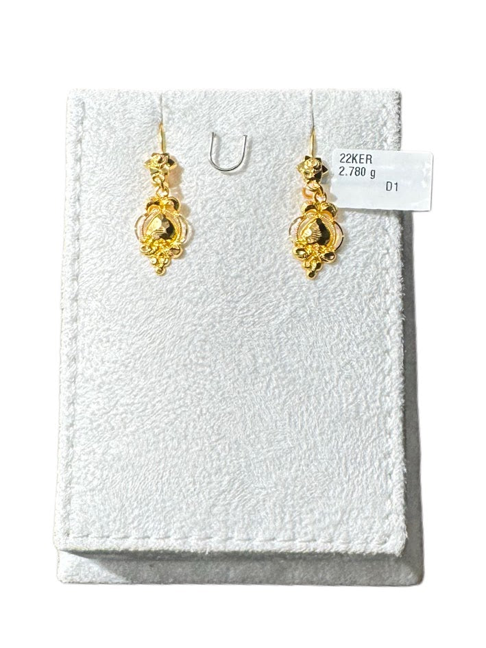 22K Gold Earrings 2.78g