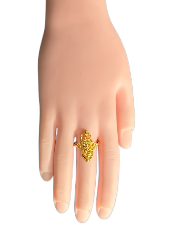 22K Gold Ring 3.29g