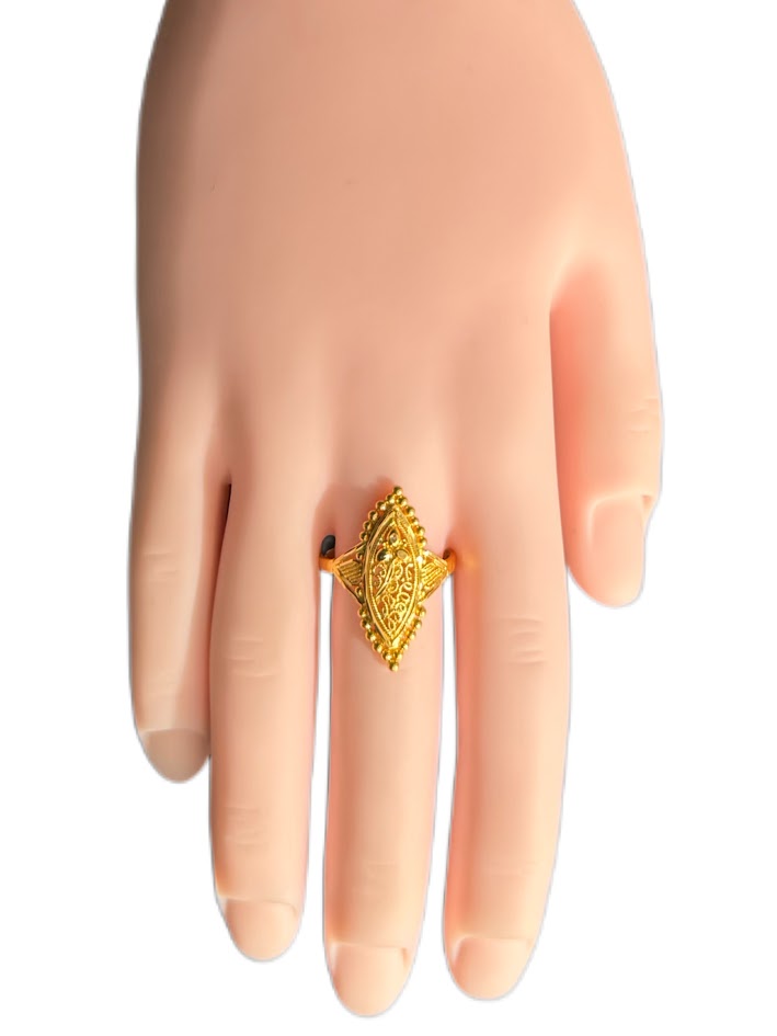 22K Gold Ring 3.46g