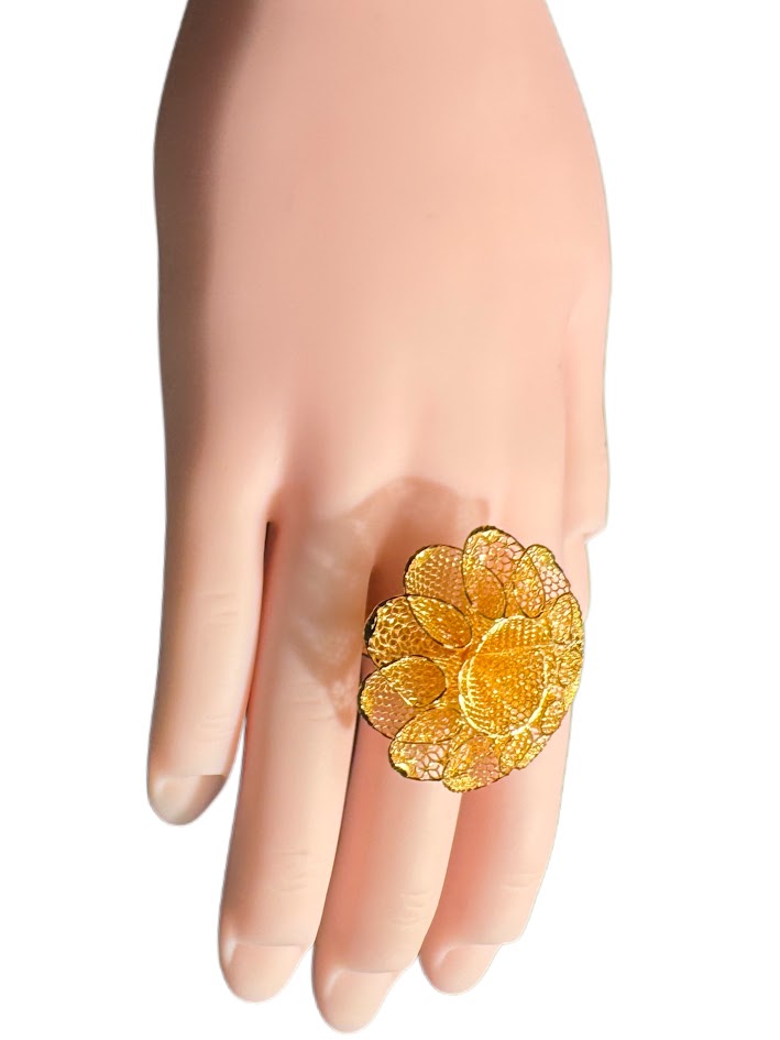 22K Gold Ring 9.34g