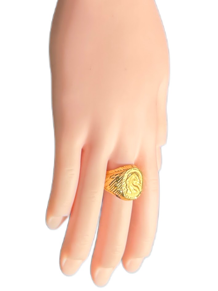 22K Gold Ring 3.9g