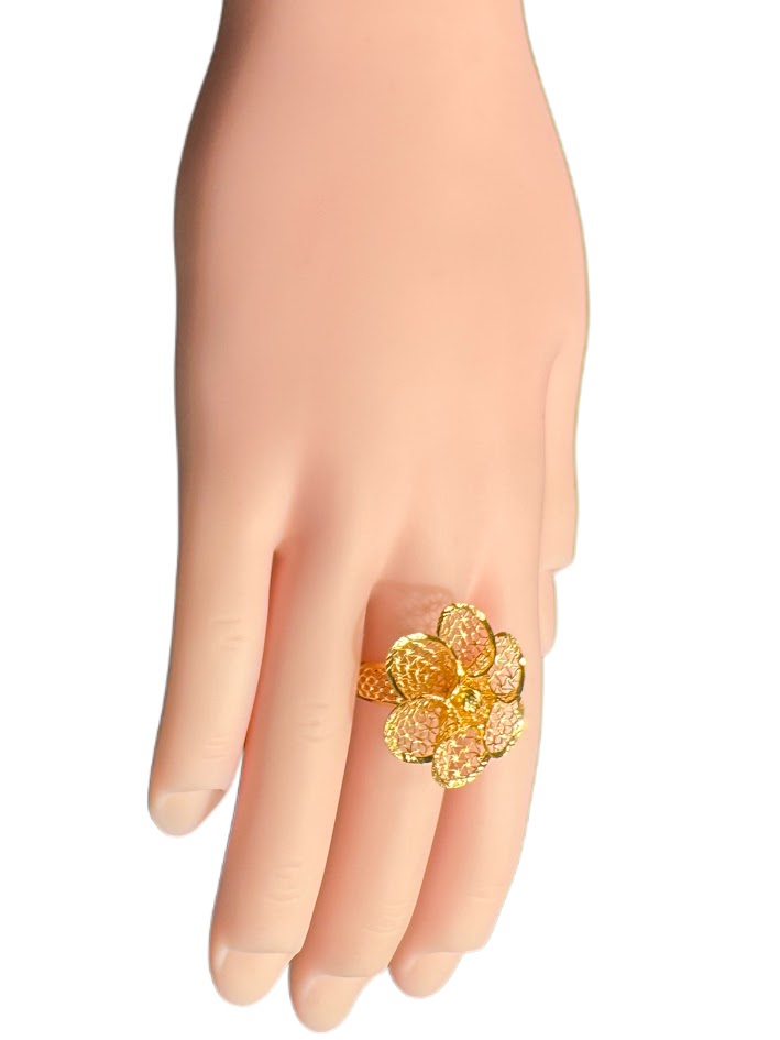 22K Gold Ring 3.89g