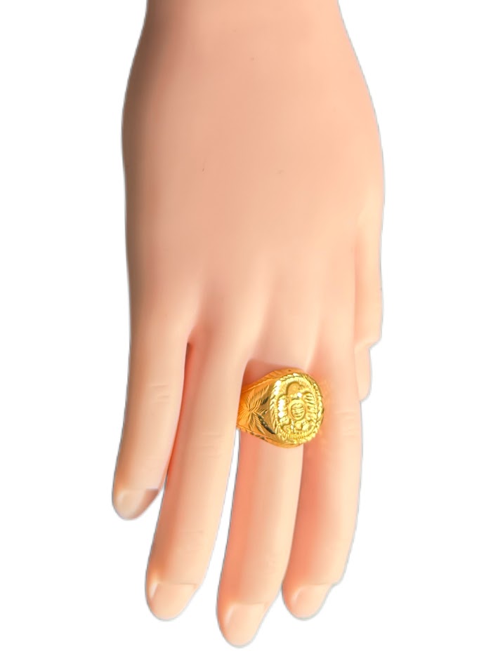 22K Gold Ring 3.88g