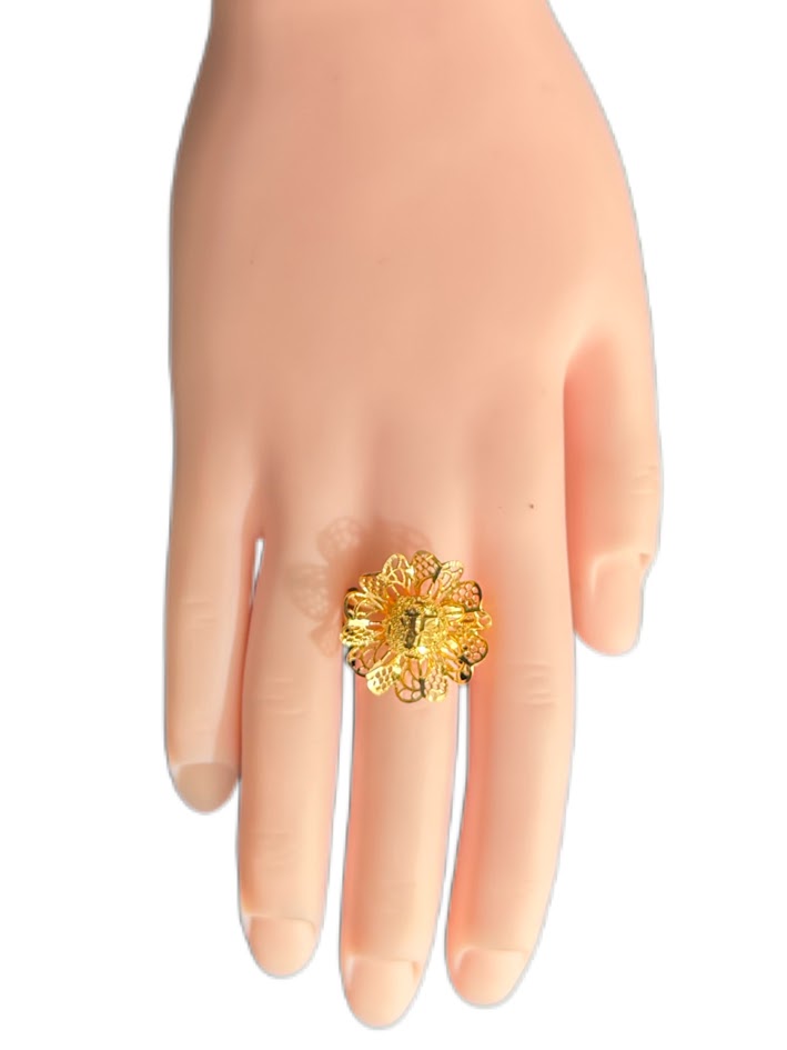22K Gold Ring 4.39g
