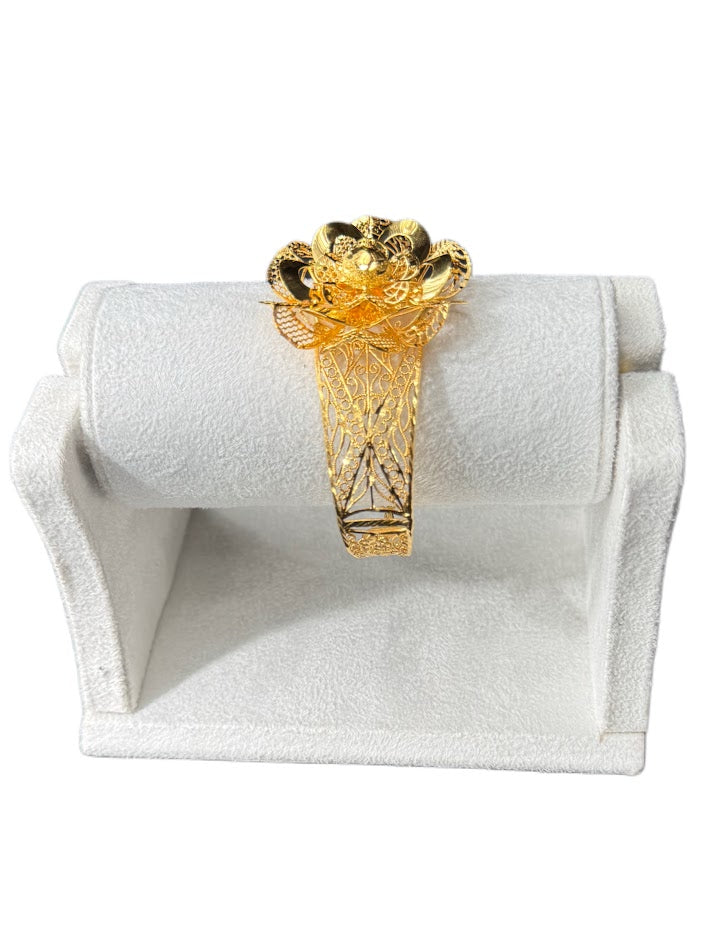 22K Gold Bangle 20.76g