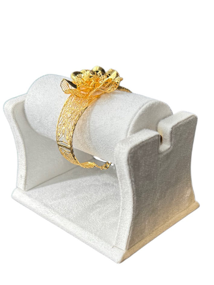 22K Gold Bangle 20.76g