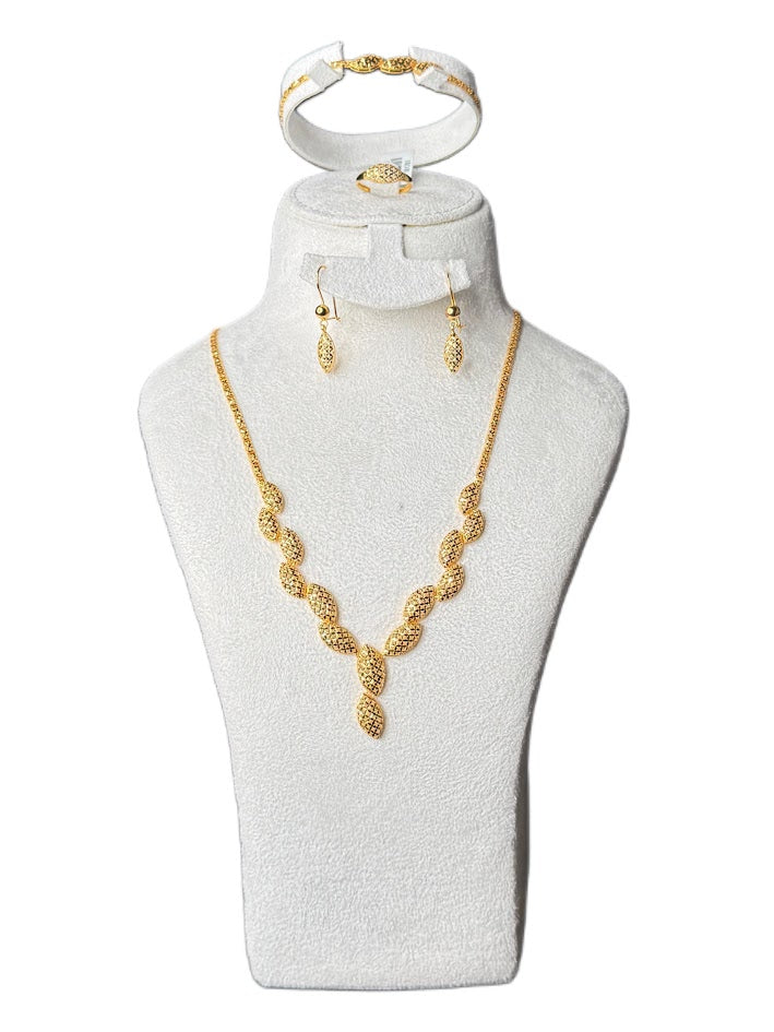 21K Gold Necklace & Ring, Bracelet 16.74g