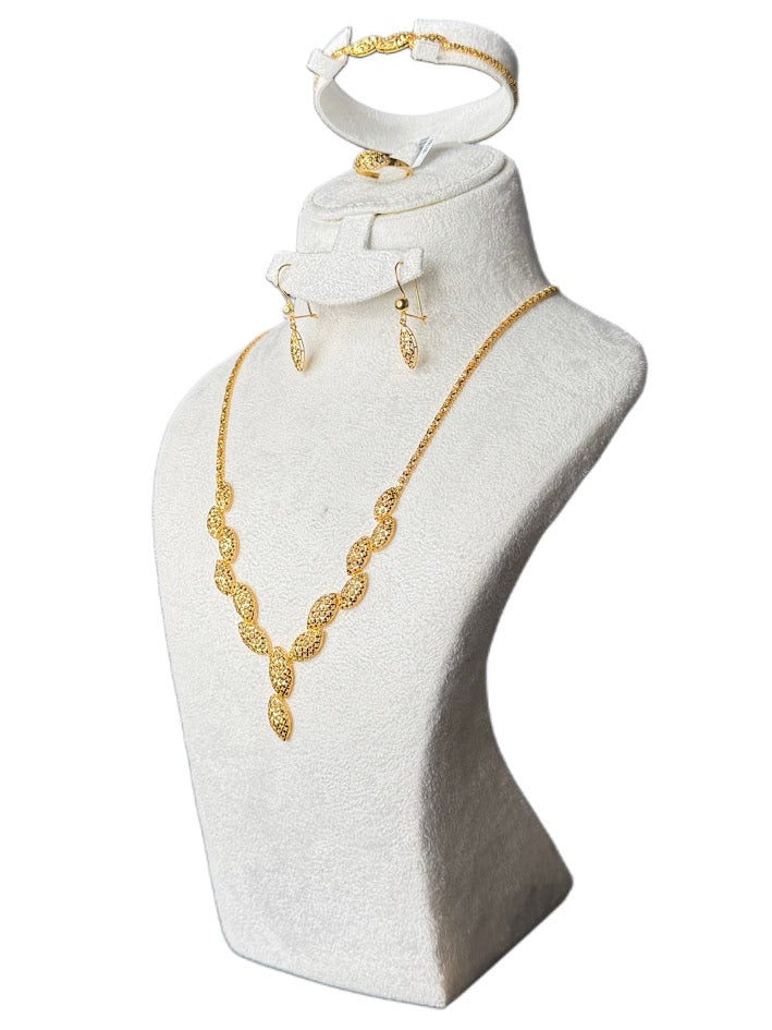 21K Gold Necklace & Ring, Bracelet 16.74g