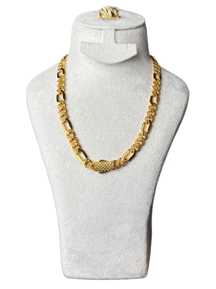 21K Gold Necklace & Ring 31.04g