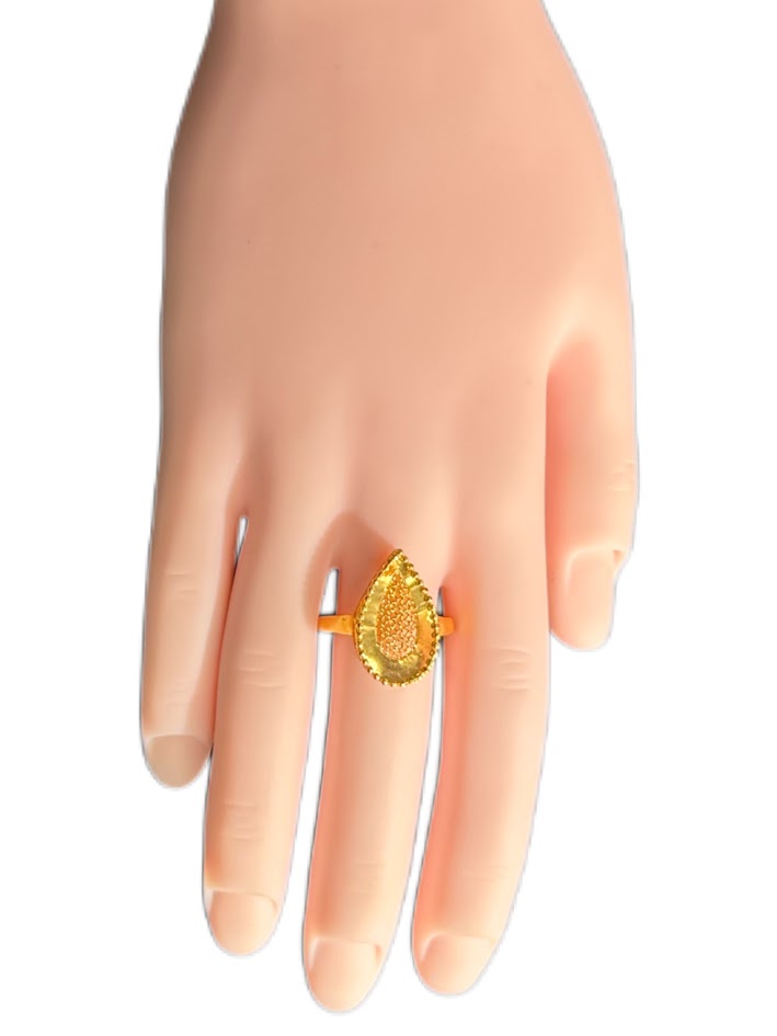 22K Gold Ring 2.28g