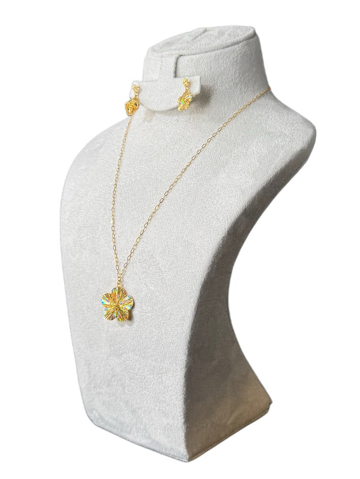 22K Gold Necklace & Earrings 11.31g