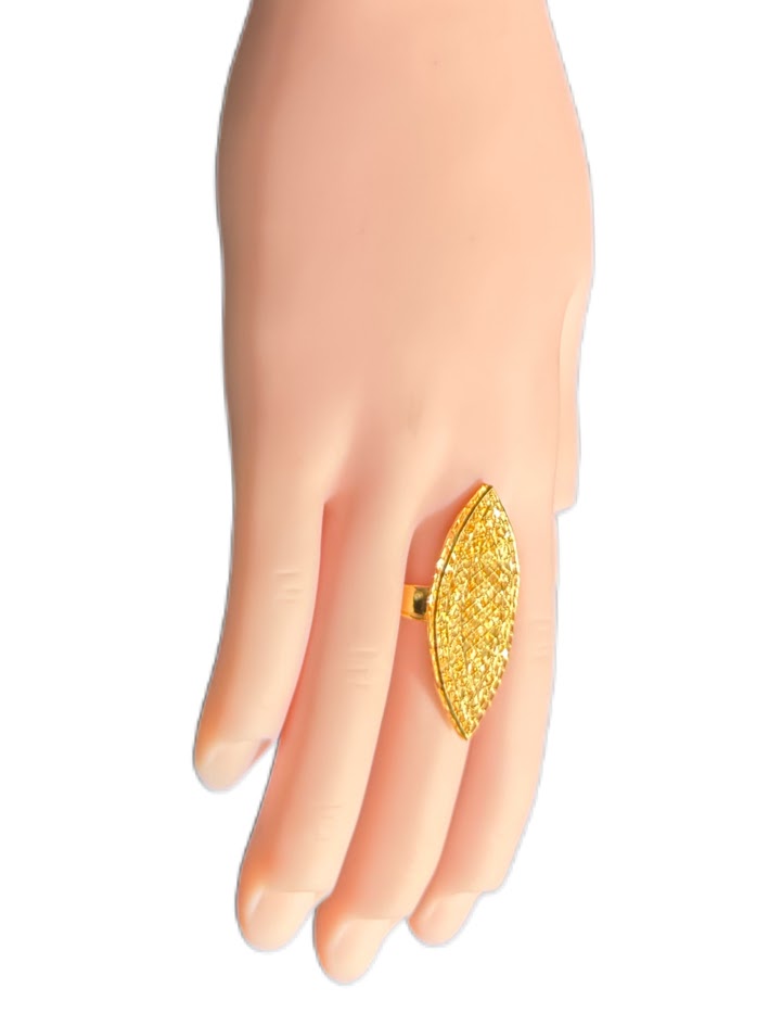 22K Gold Ring 3.74g