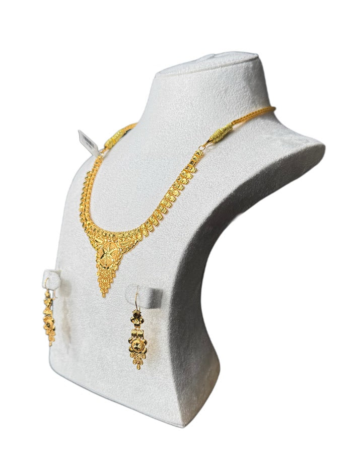 22K Gold Necklace & Ring & Earrings 12.02g