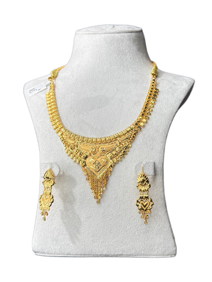 22K Gold Necklace & Ring & Earrings 18.37g