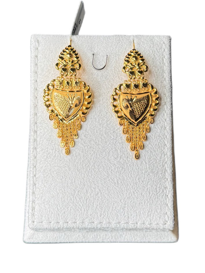 22K Gold Earrings 6.89g