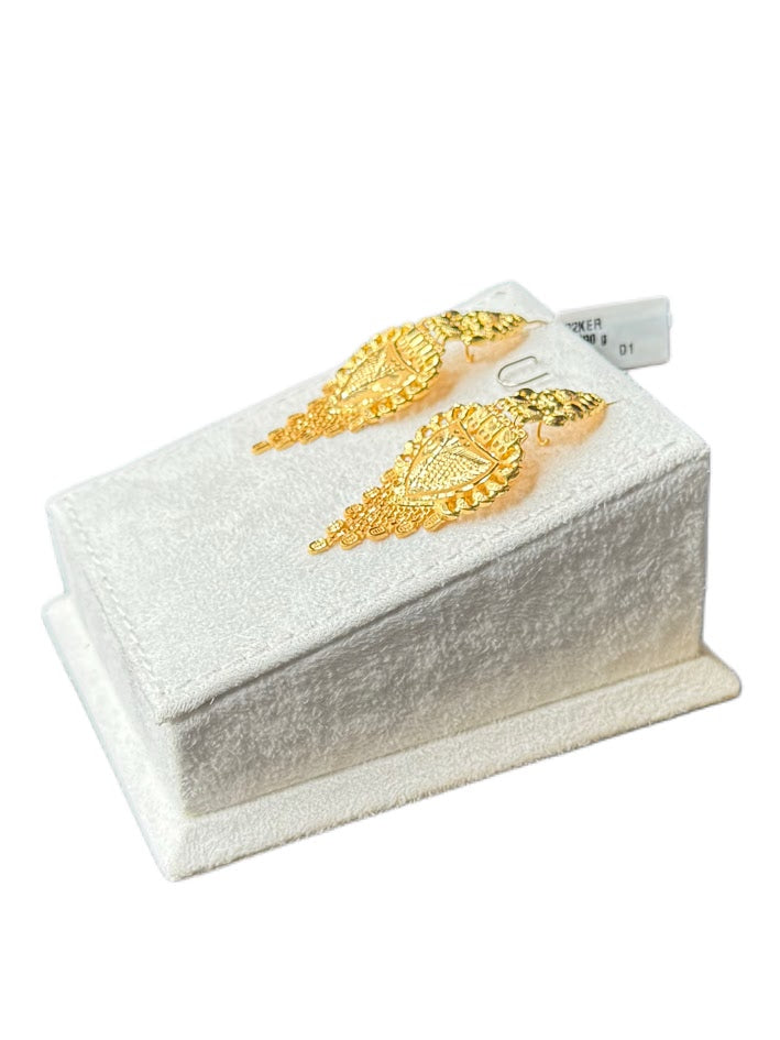 22K Gold Earrings 6.89g