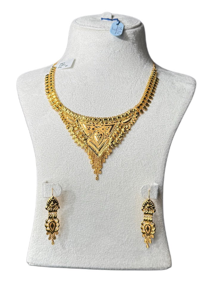 22K Gold Necklace & Earrings 17.48g