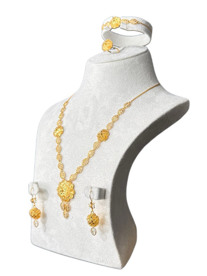 22K Gold Necklace & Ring & Earrings, Bracelet 22.02g