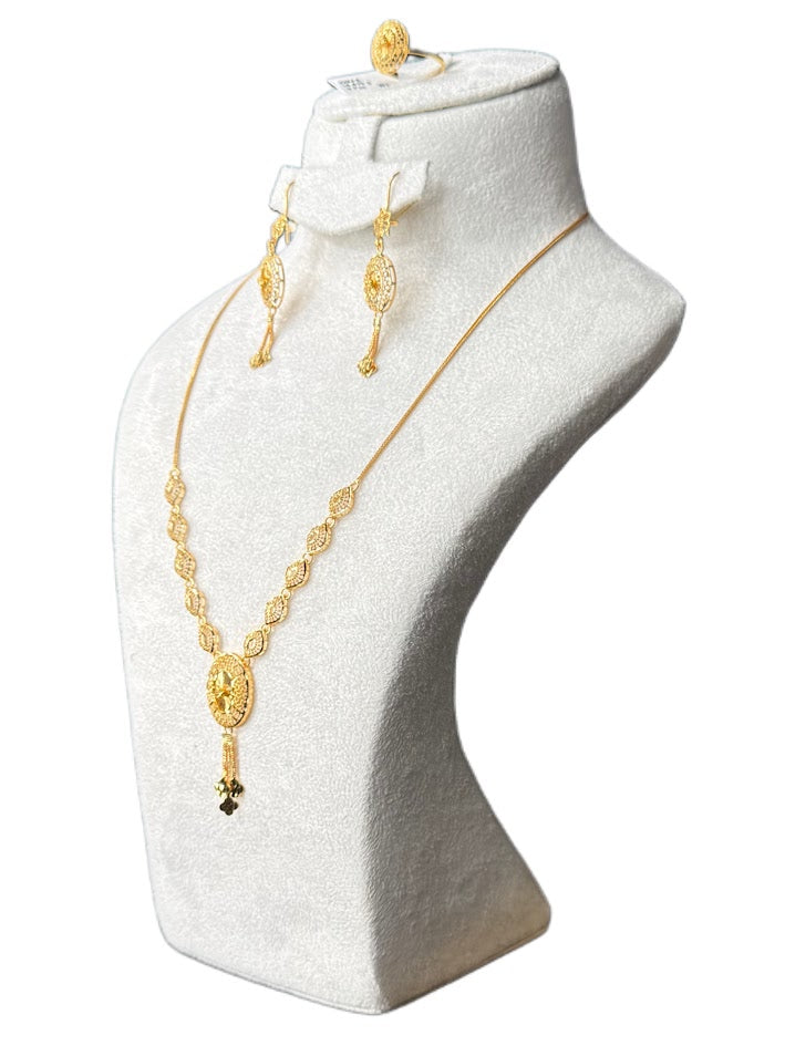 22K Gold Necklace & Ring & Earrings 14.47g