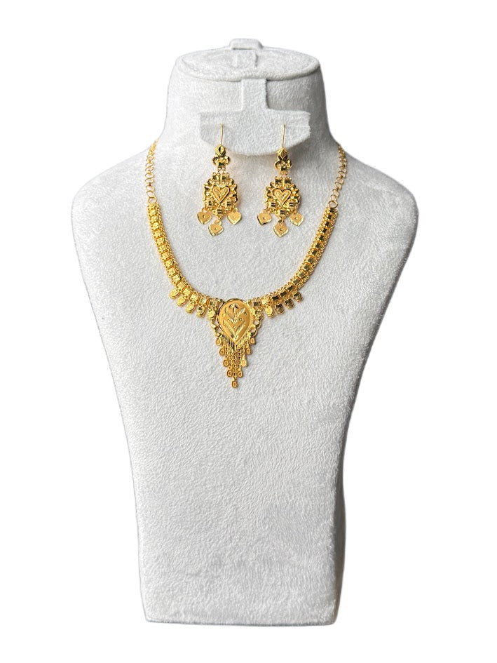 22K Gold Necklace & Ring & Earrings 13.51g