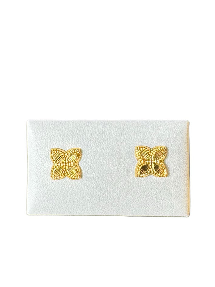 22K Gold Earrings 0.3g