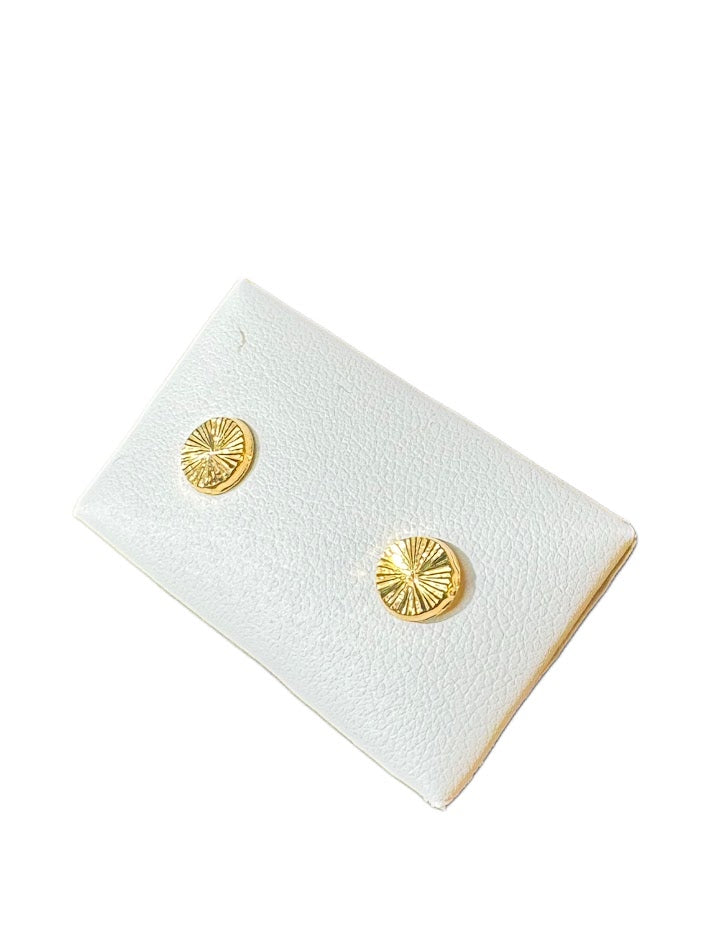 22K Gold Earrings 0.3g
