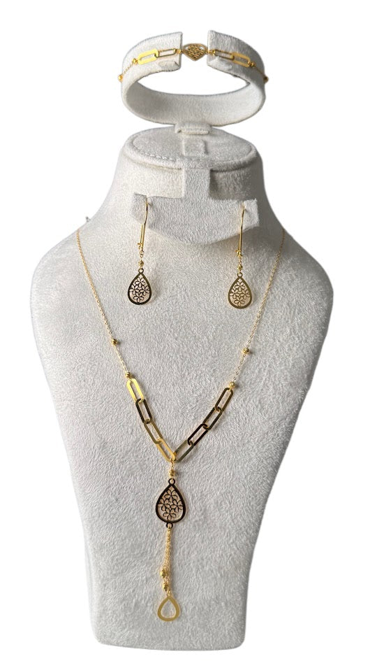 21K Gold Necklace & Bracelet & Earrings 4.4g