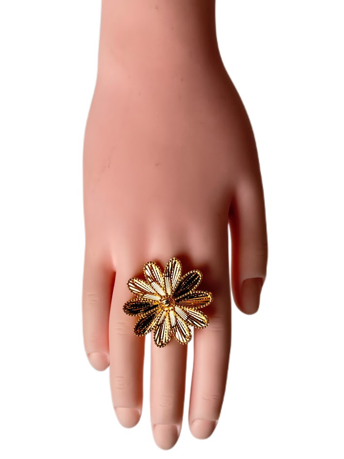 22K Gold Ring 8.73g
