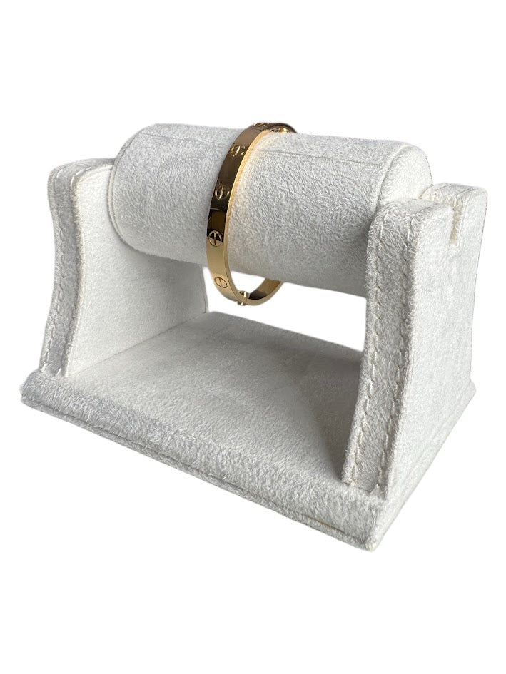 18K Gold Bangle 27.97g