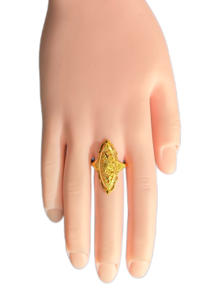 22K Gold Ring 3.99g