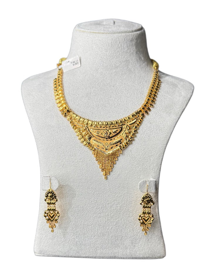 22K Gold Necklace & Ring & Earrings 17.7g