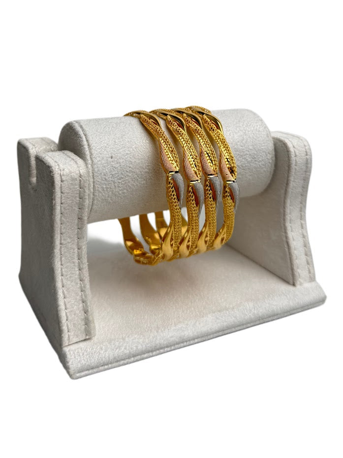 22K Gold Bangle 45.47g