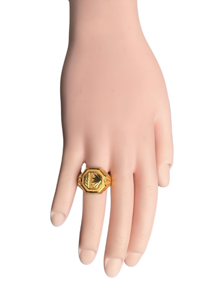 22K Gold Ring 2.99g
