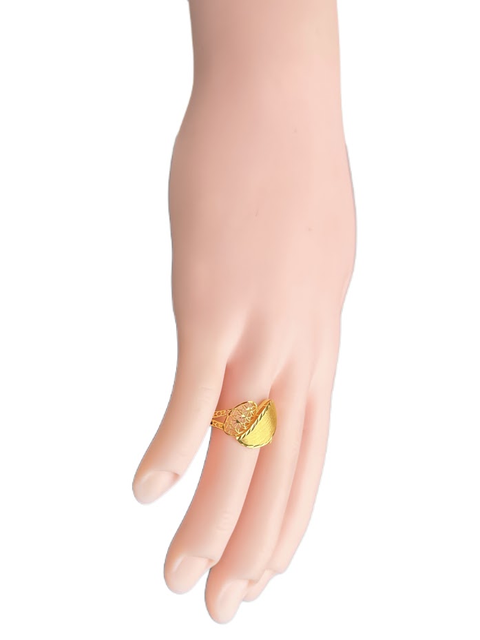 22K Gold Ring 2.4g