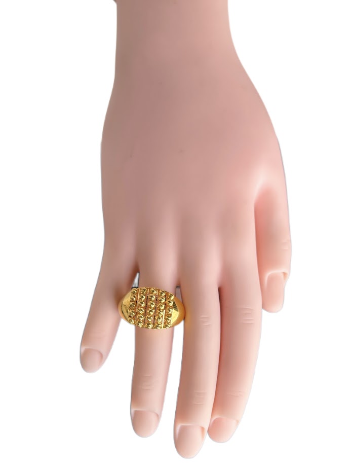 22K Gold Ring 5.36g