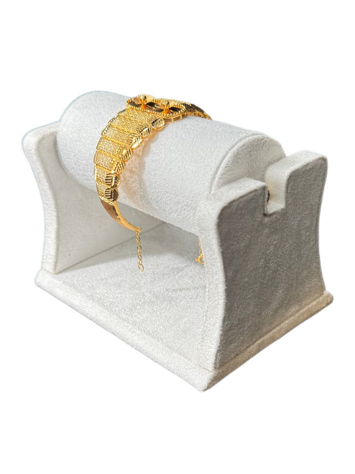 21K Gold Bangle 14.94g