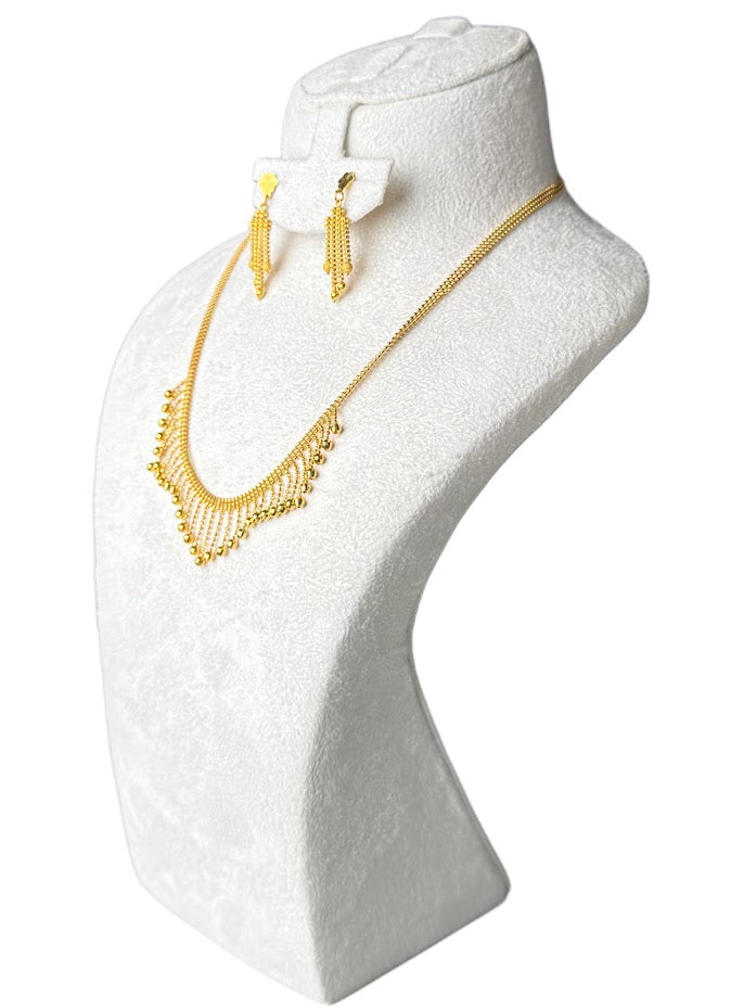 22K Gold Necklace  & Earrings 20.23g